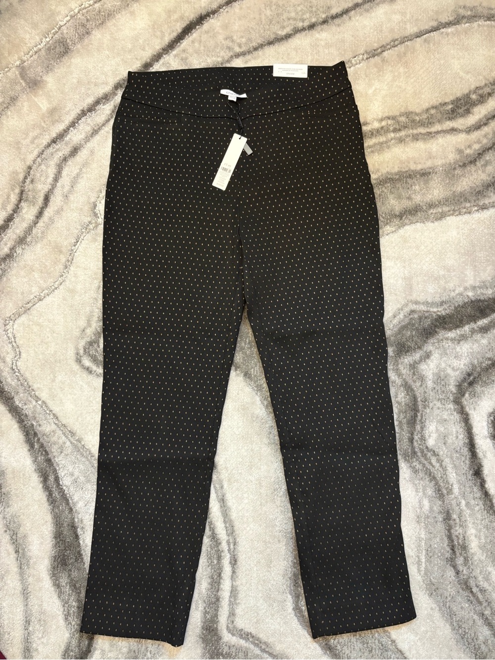 Chico's Black Micro Dot Pull-On Cropped Pants NWT so slimming Brigitte slim
